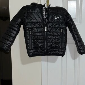 NWOT NIKE Black Puffer Jacket with Hood